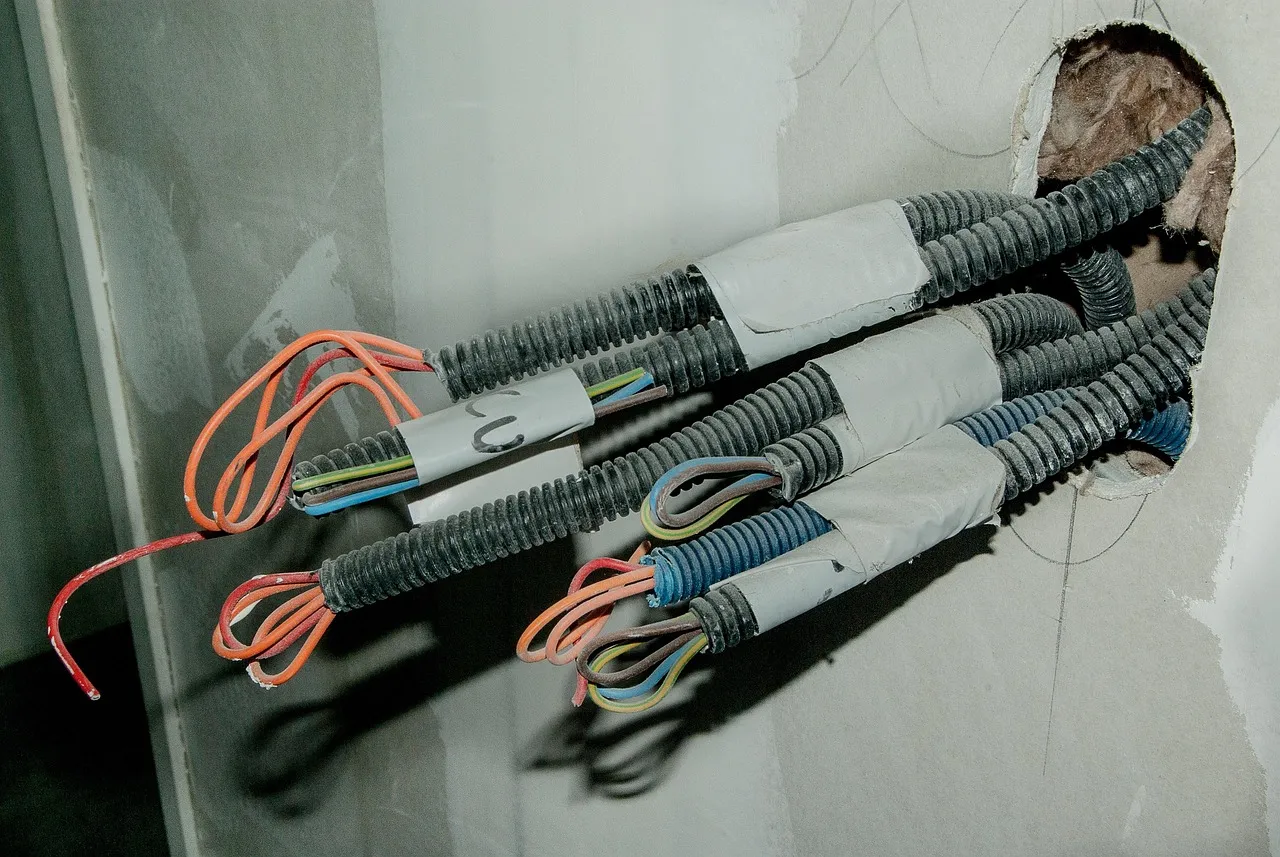 Kabel UTP: Solusi Internet Lemot di Rumah