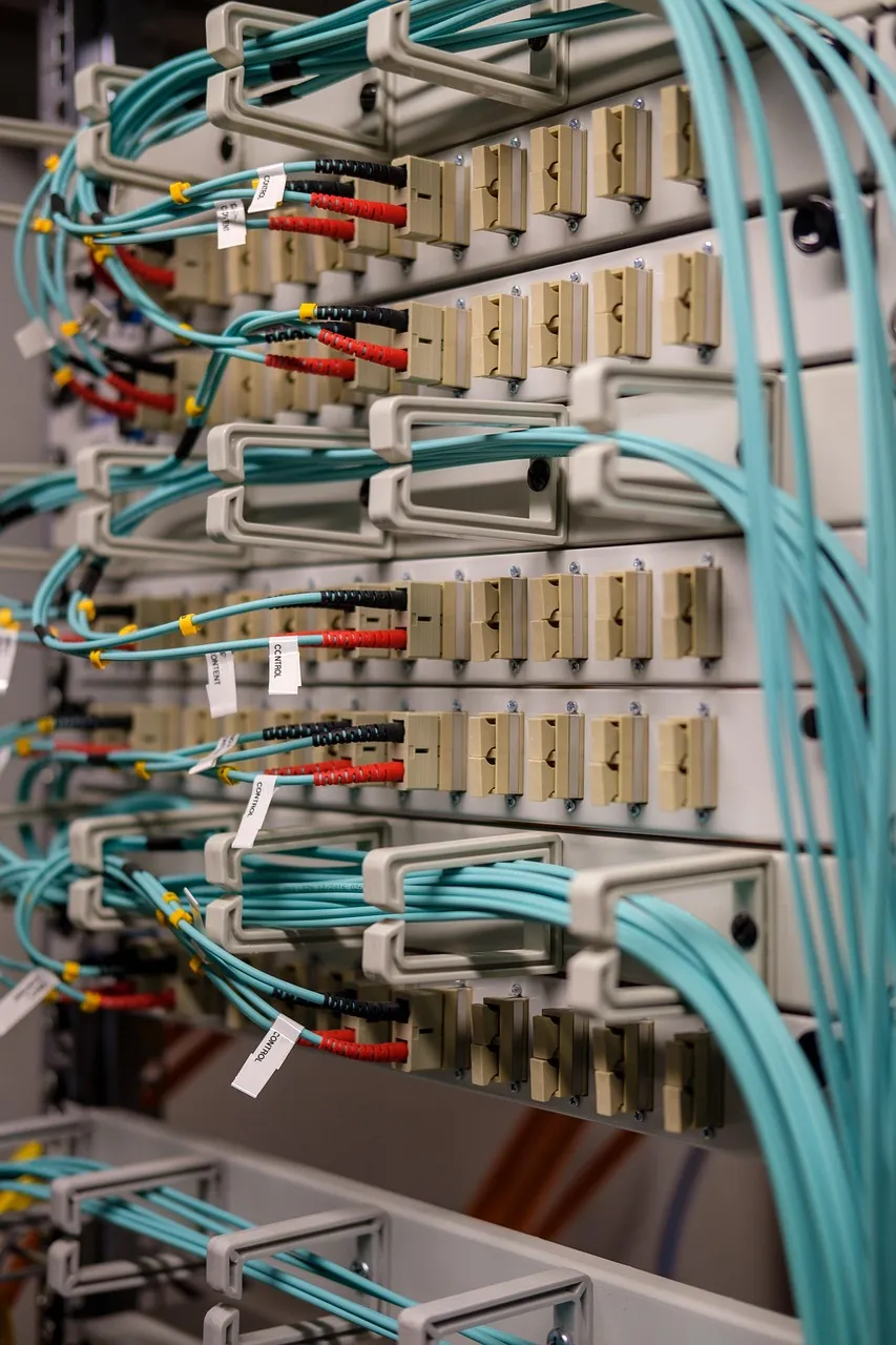 Kabel Cross Wajib Tahu! Simak Fungsi dan Cara Pakainya